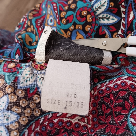 Vintage modest floral pinafore apron dress. Via Sant Andrea. Size 15. Medium. - Picture 11 of 16